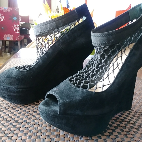 BALLY Switzerland .size 7.5. - Picture 5 of 14